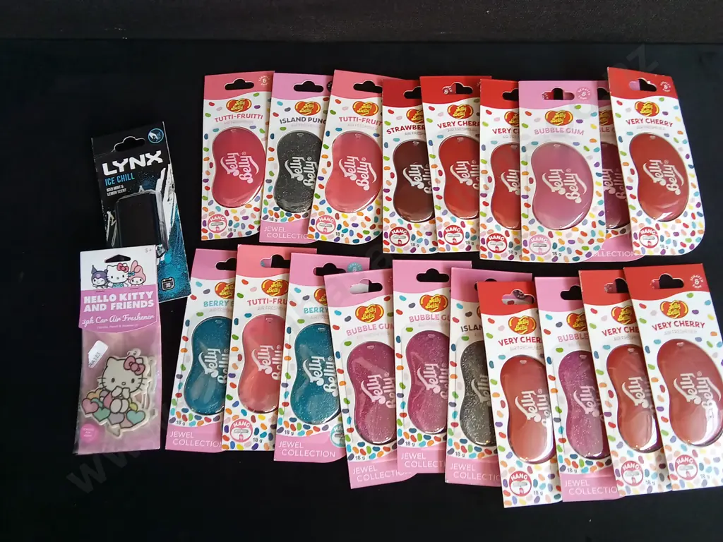 MIX OF BRAND NEW AIR FRESHENERS Image 1++