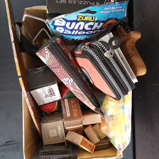 BOX OF KIDS TOYS AND PUZZELS
