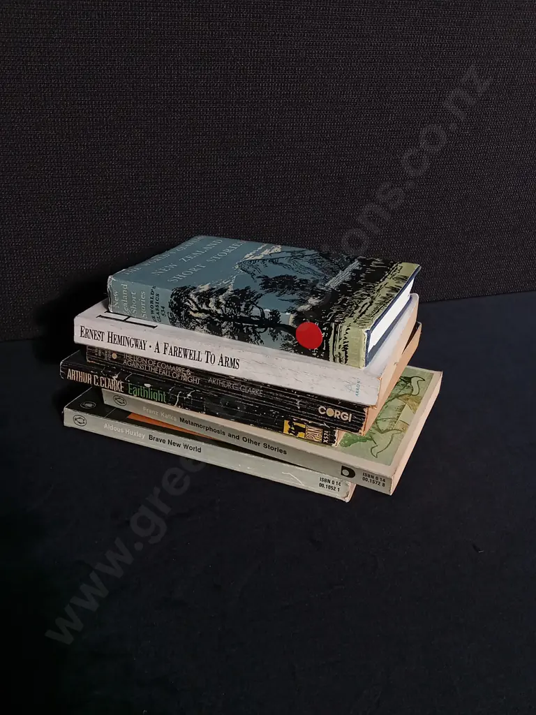 6 BOOKS Image 1++