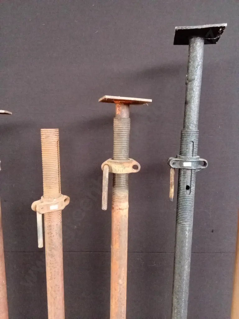5 ACROW PROPS, 3 COMPLETE. TALLEST 1.95M HIGH Image 1++