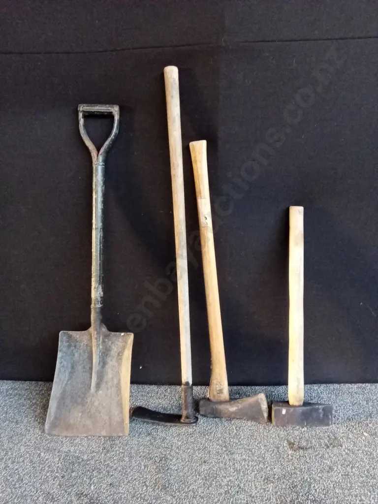 HAND TOOLS INCLUDING 2X LOG SPLITTERS AND SHOVEL PLUS OF LONG HANDLED SHOVEL Image 1++