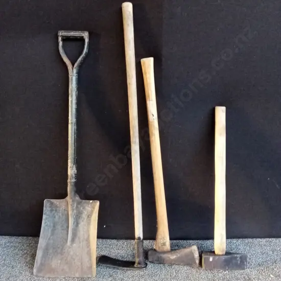 HAND TOOLS INCLUDING 2X LOG SPLITTERS AND SHOVEL PLUS OF LONG HANDLED SHOVEL