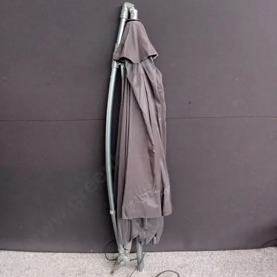 GREY CANTILEVER PATIO OUTDOOR UMBRELLA, NO BASE, STANDING HEIGHT 180CM