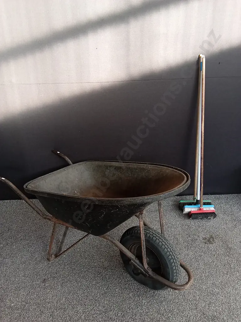 WHEEL BARROW WITH BROOMS (DAMAGED PICTURE PLEASE SEE) BUCKET IS 1M LONG Image 1++