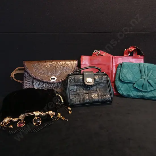 ASSORTED HANDBAGS X 5