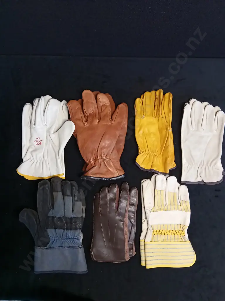 7 PAIRS OF GLOVES Image 1++