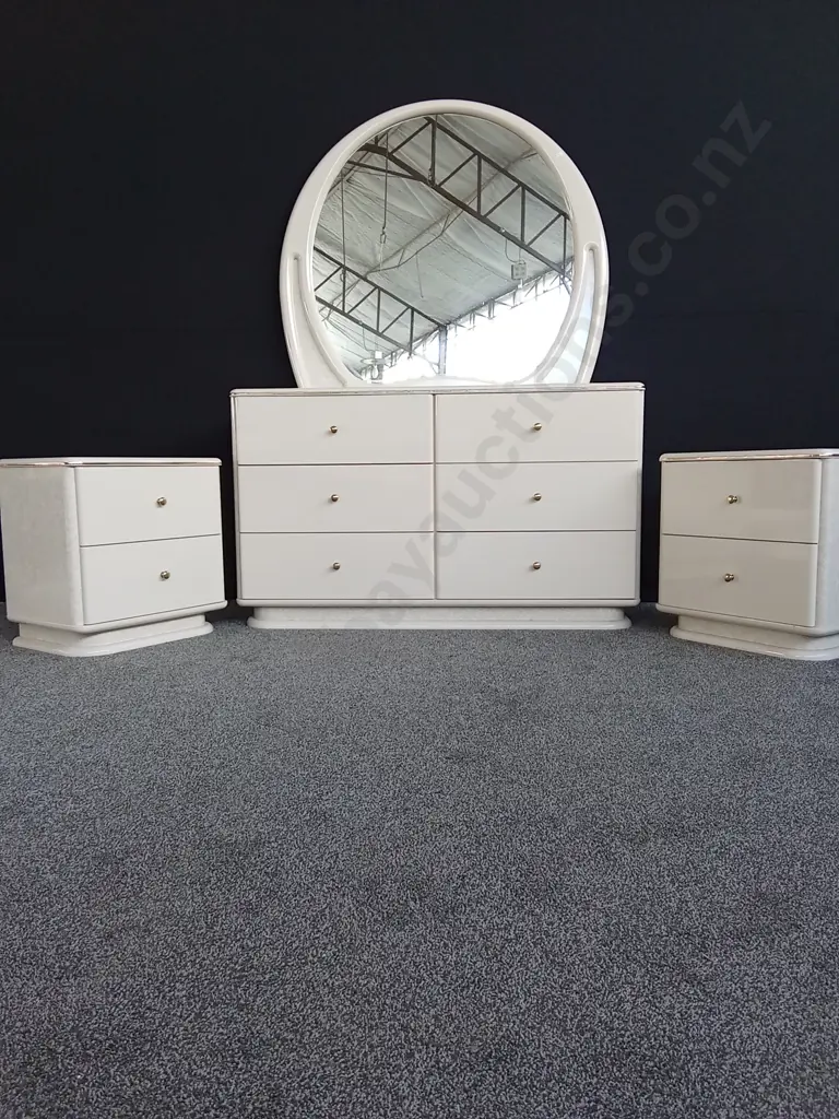 THREE PIECE BEDROOM SET WITH MATCHING HEADBOARD - GOOD CONDITION Image 1++
