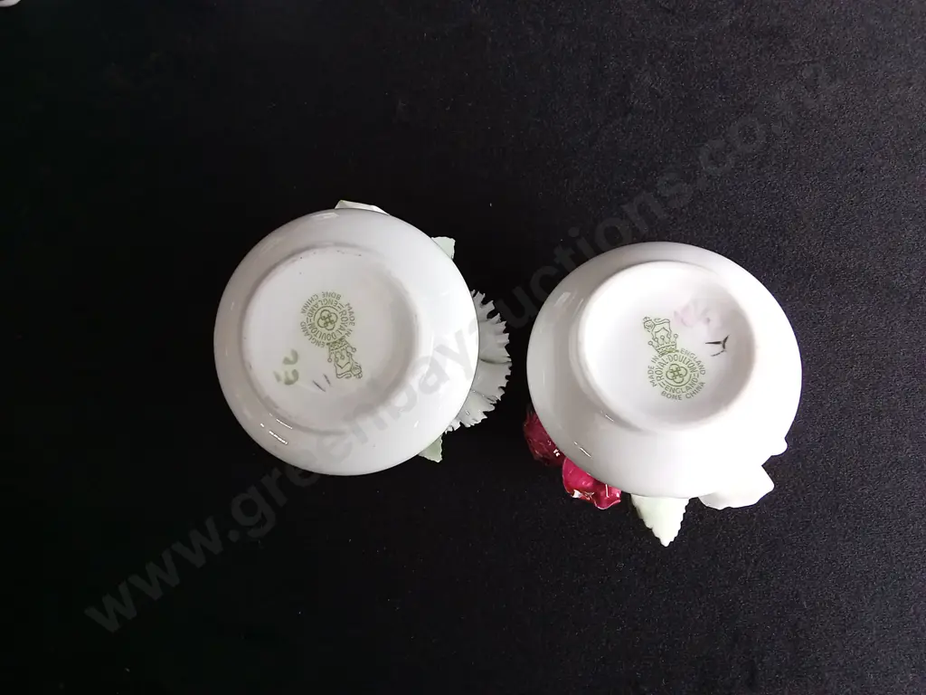 4 VINTAGE ROYAL DOULTON BONE CHINA FLOWER ORNAMENTS, TALLEST H 6 CM Image 1++