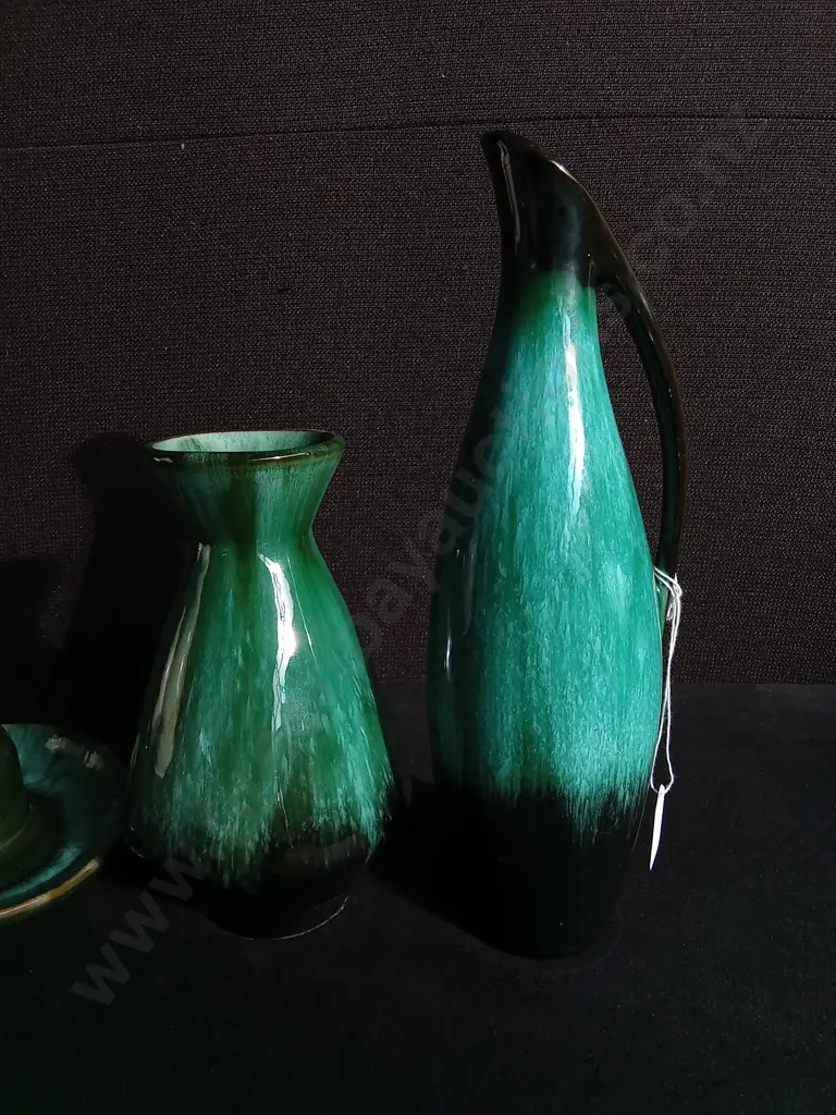 3 PIECES VINTAGE BLUE MOUNTAIN POTTERY GREEN DRIP GLAZE, TALLEST H 27.5 CM Image 1++