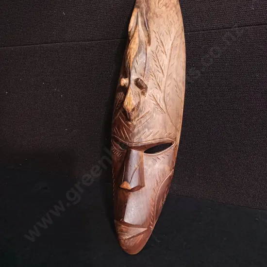 VINTAGE WOODEN HAND CARVED MASK FROM FIJI, H 43 CM APPROX