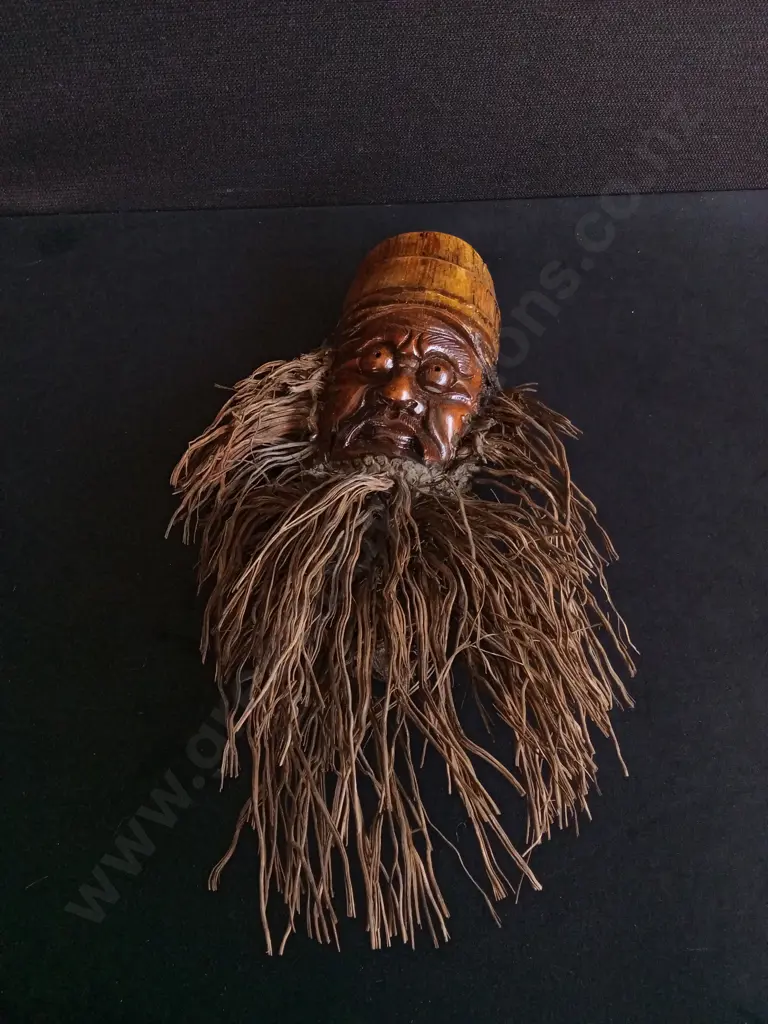 CHINESE CARVED BAMBOO ROOT FACE WALL HANGING, H 40 CM APPROX Image 1++