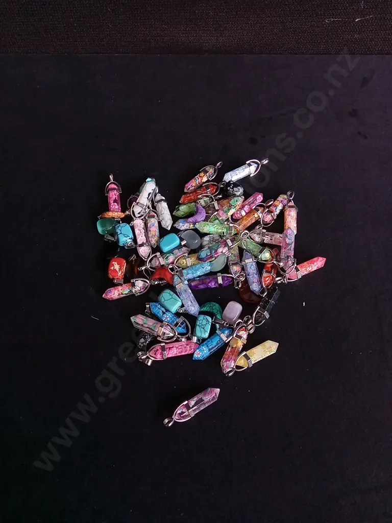 MIX OF PENDANTS Image 1++