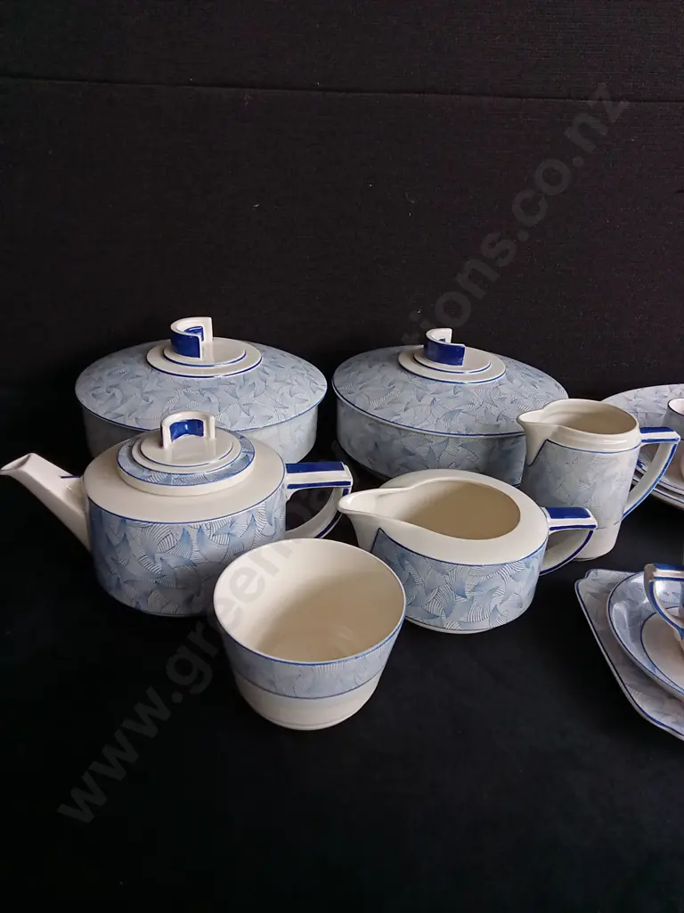 24 PIECE ROYAL DOULTON "ENVOY" ART DECO SET Image 1++