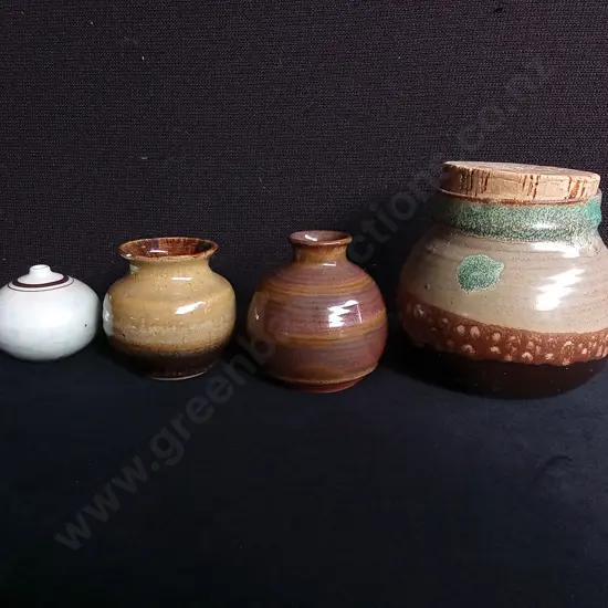 4 VINTAGE STUDIO POTTERY PIECES, TALLEST H 13.5 CM