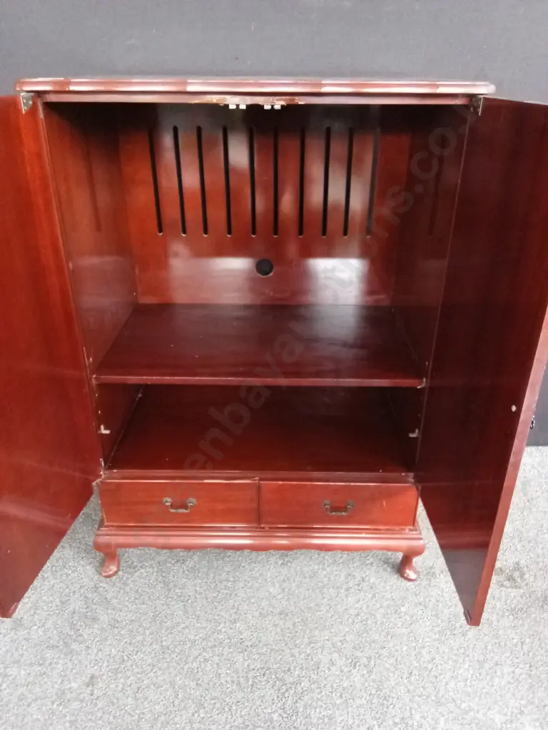 CHERRY WOOD CABINET FEATURING TWO PANEL DOORS AND BOTTOM DRAWS, H 27CM X W 89CM X D 58CM Image 1++