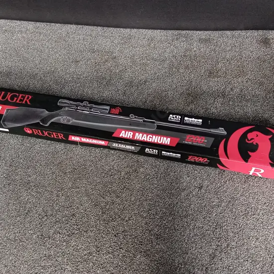 RUGER AIR MAGNUM AIR RIFLE WITH A 4X32 SCOPE, BRAND NEW