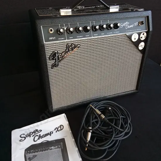 FENDER SUPER CHAMP XD 15-WATT 1X10" HYBRID TUBE GUITAR COMBO AMP