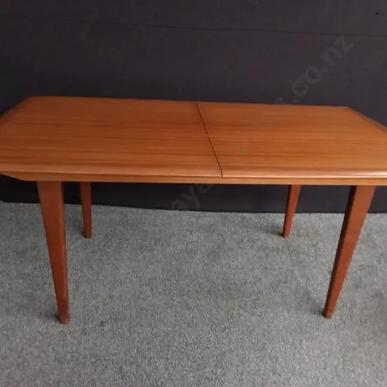 MID CENTURY MODERN TEAK EXPANDING DINING TABLE, H 73 CM X W 2.1 M EXTENDED X D 90 CM