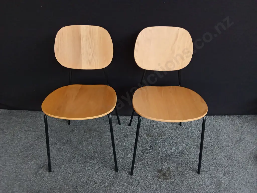 PAIR OF WOODEN CHAIRS, HEIGHT 83CM Image 1++