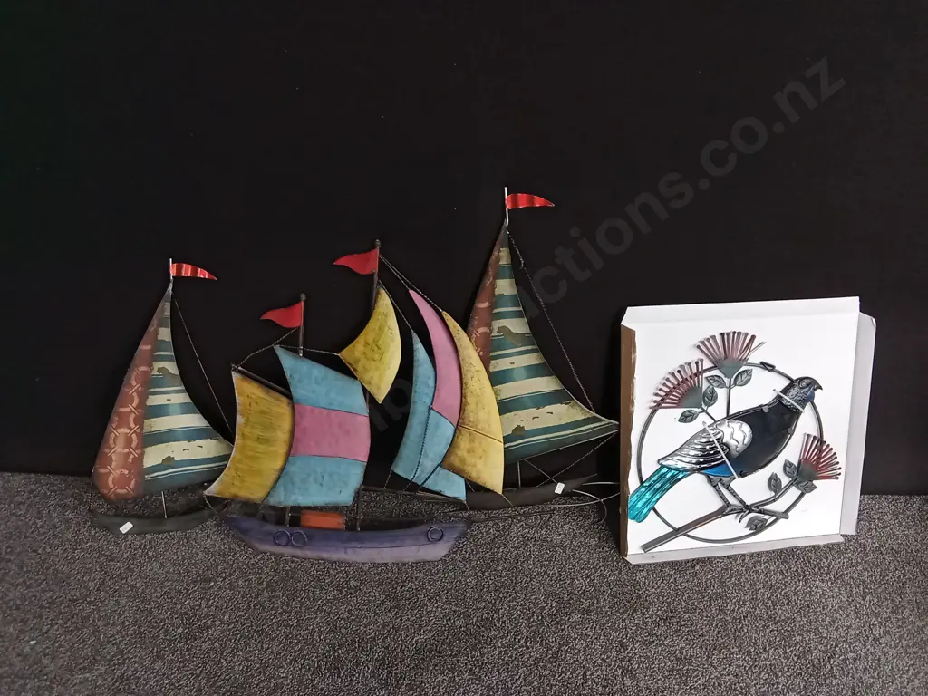 4 METAL WALL DECORATIVE PIECES, TALLEST BOAT IS 65CM Image 1++