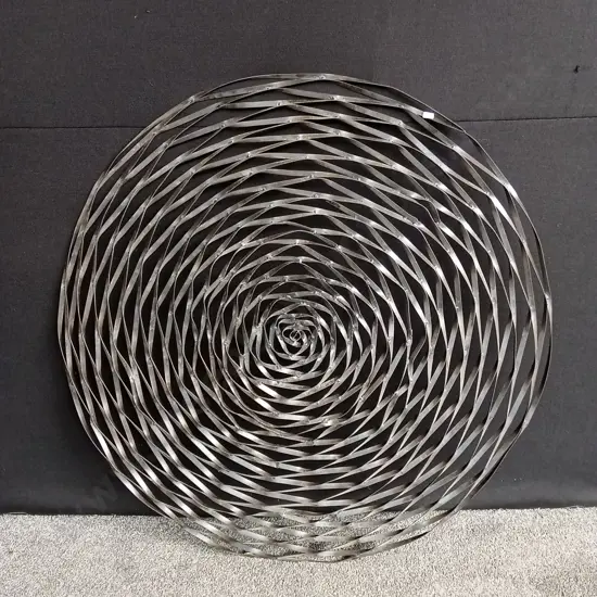 LARGE METAL WALL ART - 1.2M DIAMETER