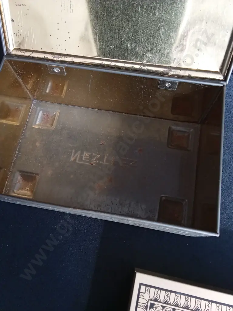 PAIR OF VINTAGE TIN BOXES, LARGEST W 20 CM Image 1++
