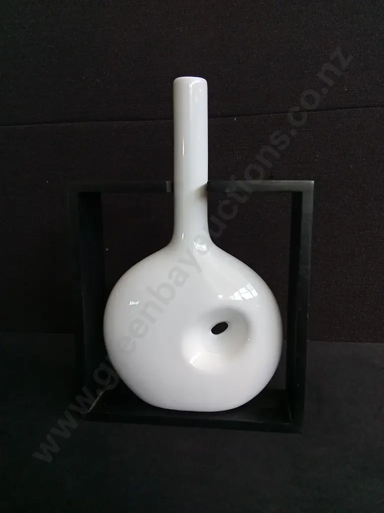 SCULPTURAL CERAMIC VASE, H 30 CM Image 1++
