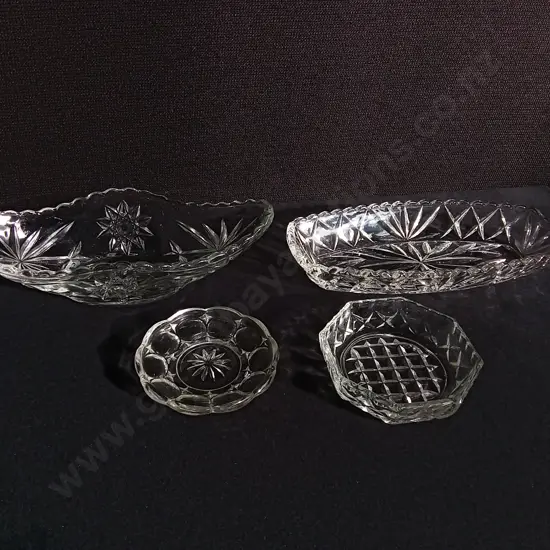 4 PIECES MIX OF VINTAGE CUT GLASS DISHES, WIDEST W 24 CM
