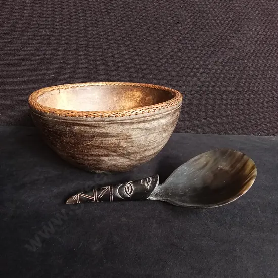VINTAGE HAND CARVED WOODEN BOWL AND HANDCRAFTED HORN SPOON, BOWL DIA 24 CM