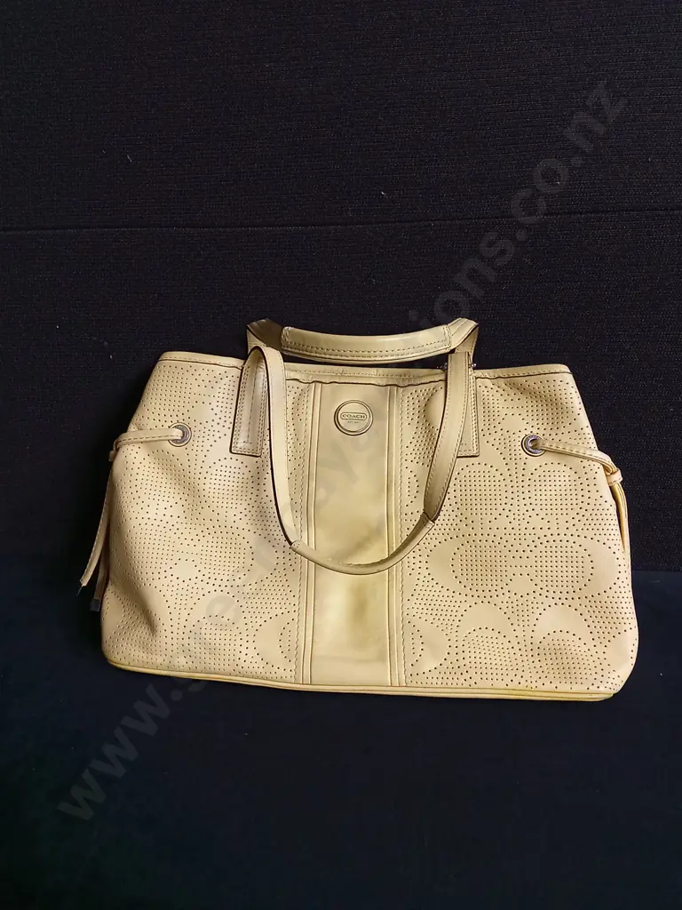 GENUINE COACH SHOULDER TOTE BAG - LEATHER, W 38 CM Image 1++