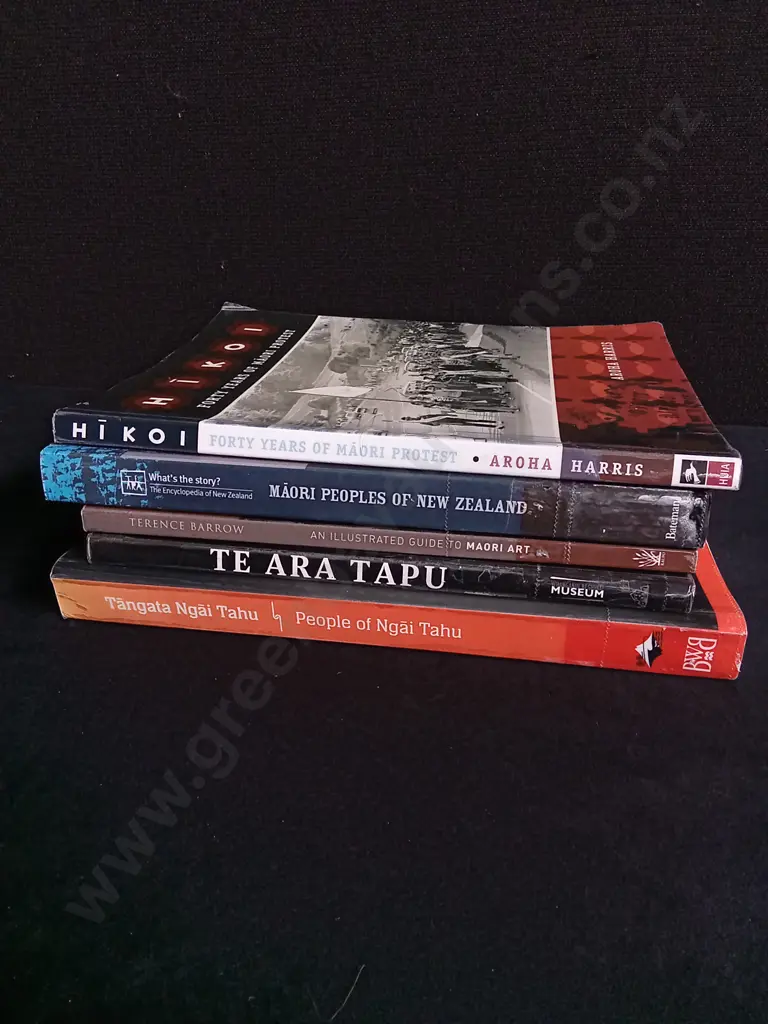 5 BOOKS ON MĀORI HISTORY Image 1++