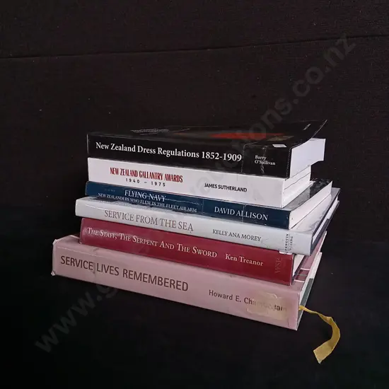 6 BOOKS ON NEW ZEALAND MILITARY HISTORY