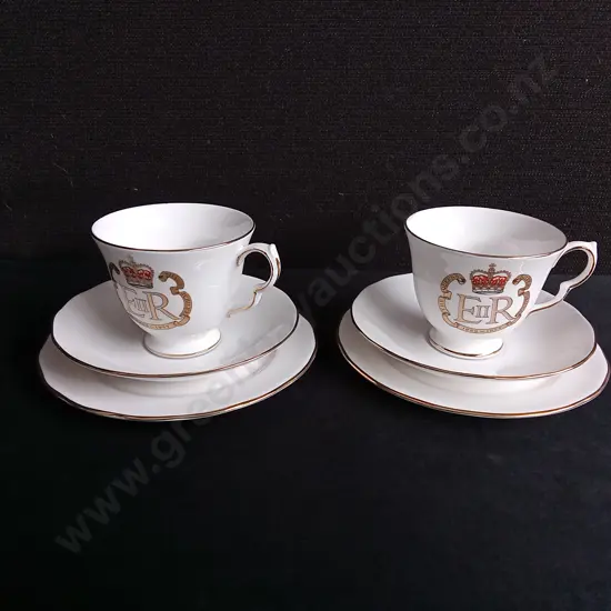 2 VINTAGE QUEEN ANNE PORCELAIN TEACUP AND SAUCERS SETS COMMEMORATING QUEEN ELIZABETH'S II'S SILVER JUBILEE