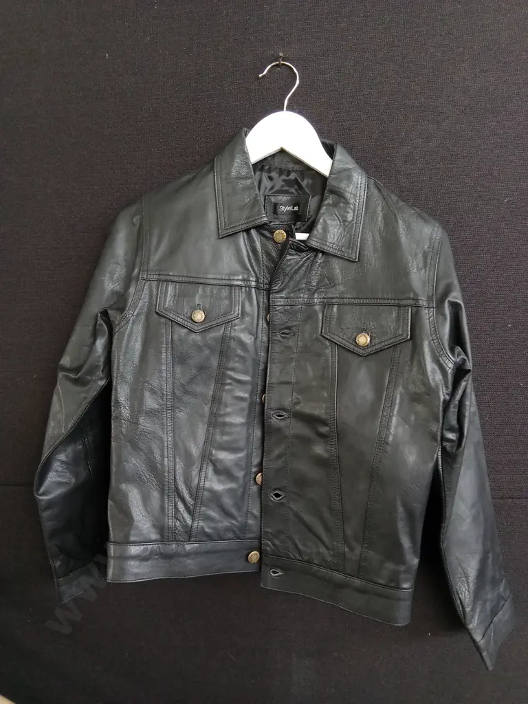 STYLE LAB LEATHER JACKET SIZE WOMENS 8 Image 1++