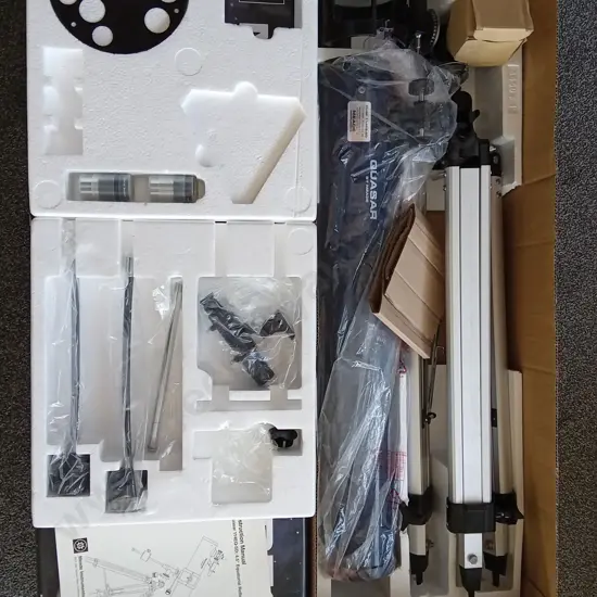 BRAND NEW QUASAR 114EQ-SD: 4.5" EQUATORIAL REFLECTING TELESCOPE