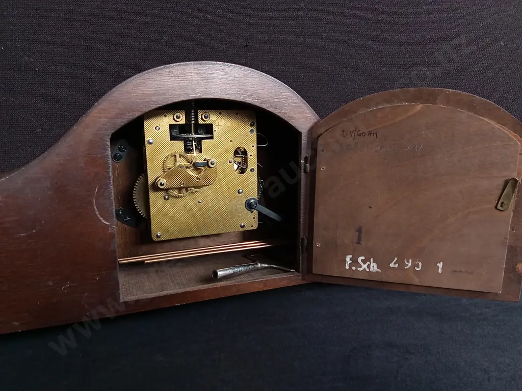 VINTAGE FRANZ MANTEL CLOCK, W 32 CM Image 1++