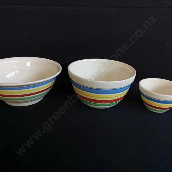 VINTAGE CROWN LYNN FIESTA WARE NESTING BOWL SET, MADE IN NEW ZEALAND, WIDEST DIA 26 CM