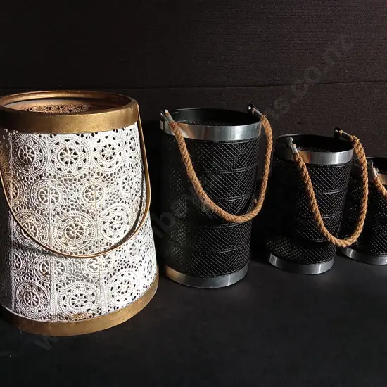 FOUR DECORATIVE METAL LANTERNS, TALLEST H 30 CM