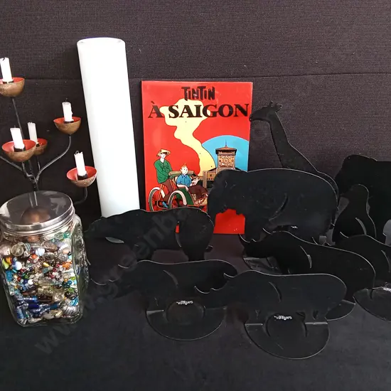 MIX OF HOME DECORATIVE ITEMS