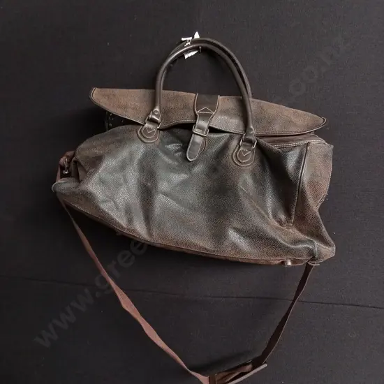 LEATHER WEEKENDER BAG, W APPROX 56 CM