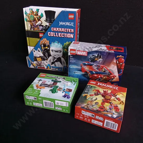 4 PIECES LEGO ITEMS