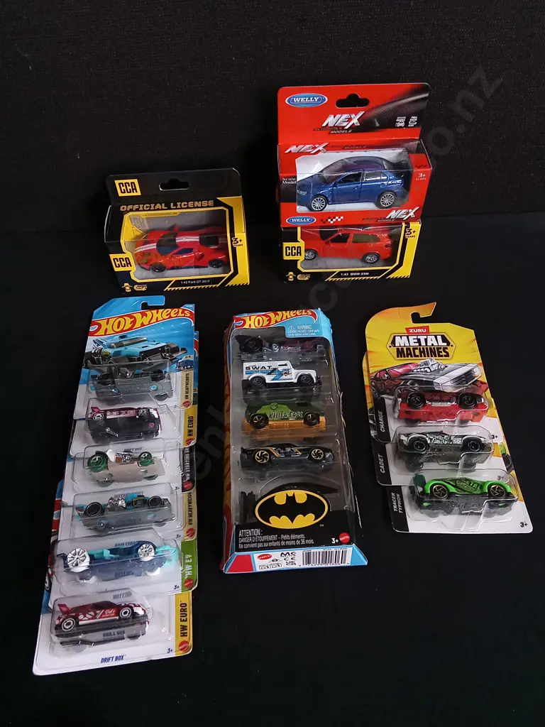 MIX OF BRAND NEW TOY CARS Image 1++