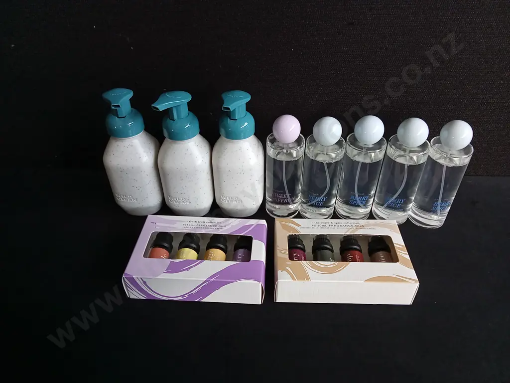 BRAND NEW FRAGRANCE ITEMS AND SOAP DISPENSERS Image 1++