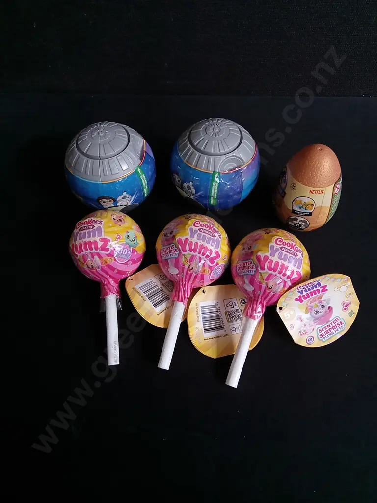 6 PIECES BRAND NEW TOYS Image 1++