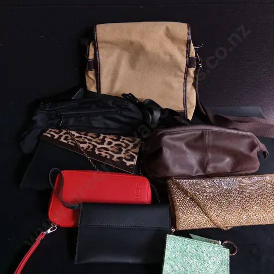 MIX OF BAGS AND POUCHES, 8 PIECES TOTAL