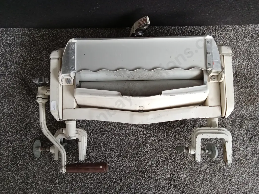 VINTAGE ACME CLOTHES WRINGER, 55CM LONG Image 1++