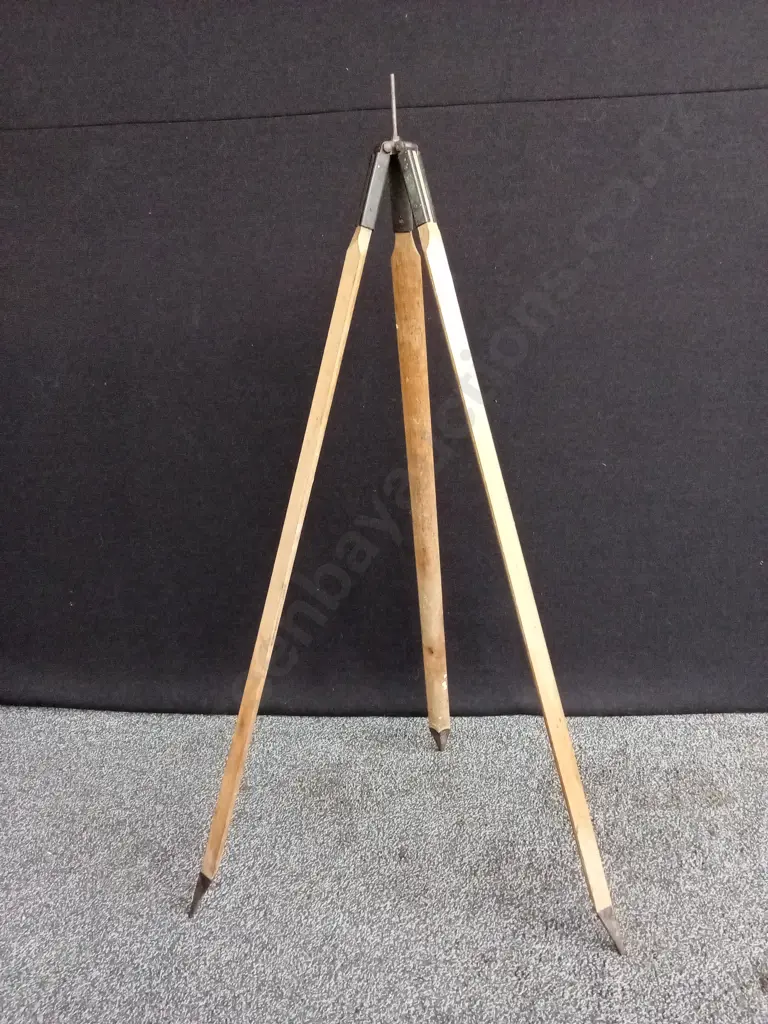 VINTAGE WOODEN SURVEYORS TRIPOD Image 1++