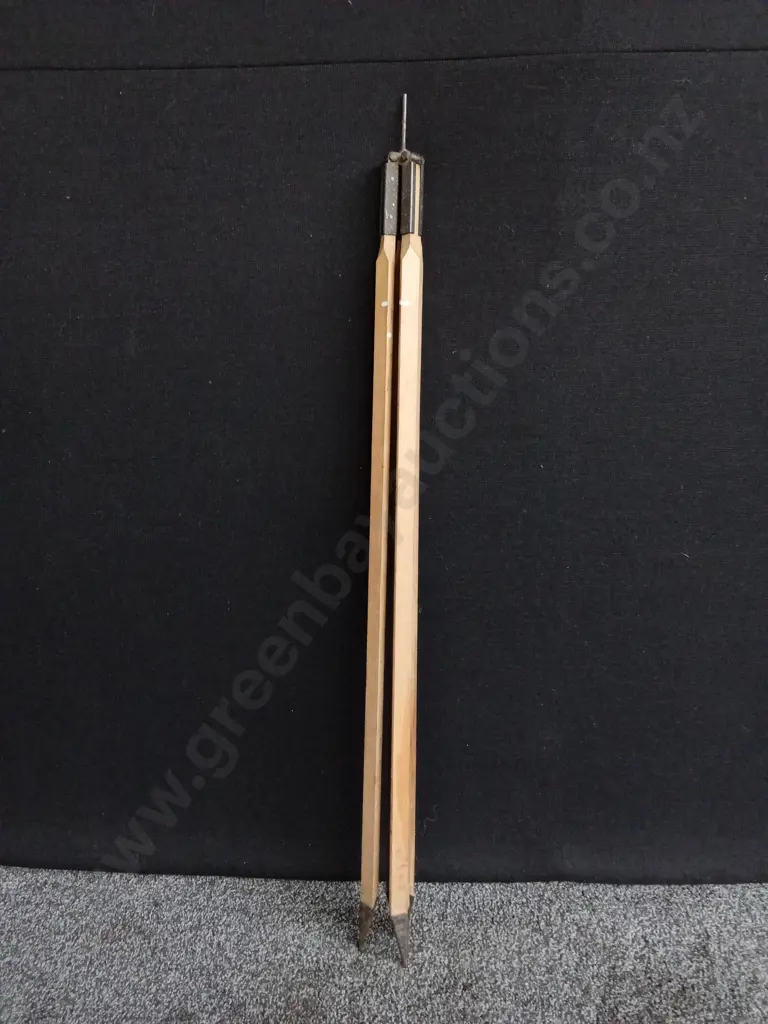 VINTAGE WOODEN SURVEYORS TRIPOD Image 1++
