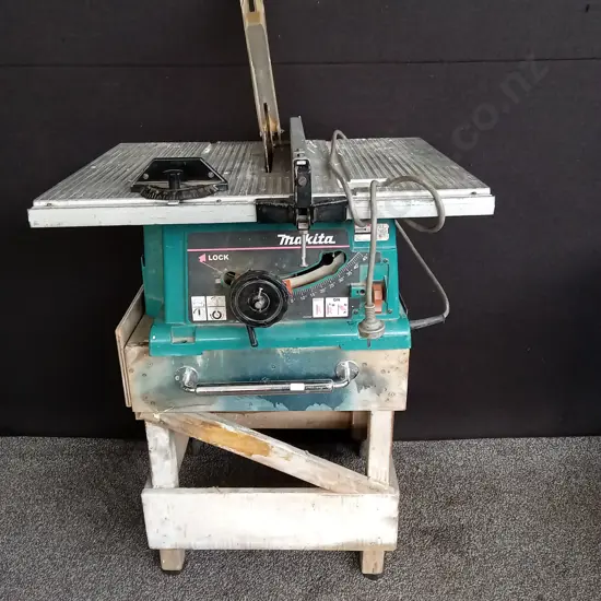 MAKITA TABLE SAW 2703