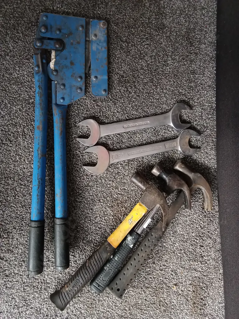 HAND TOOLS, FEATURING 3 HAMMERS, 2 WRENCHES AND SHEET CUTTER Image 1++